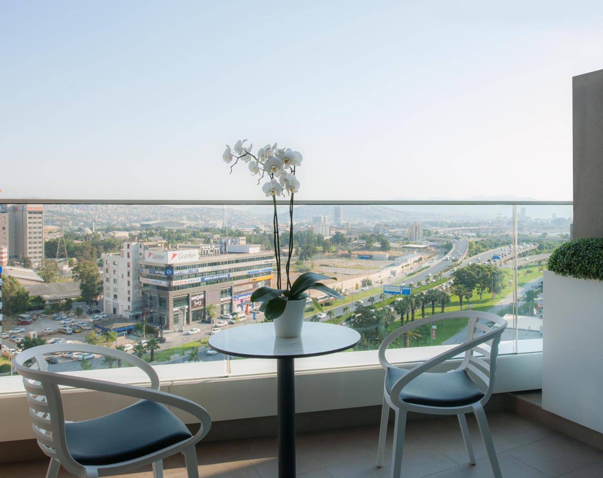 Four Points By Sheraton İzmir Ngoại thất bức ảnh